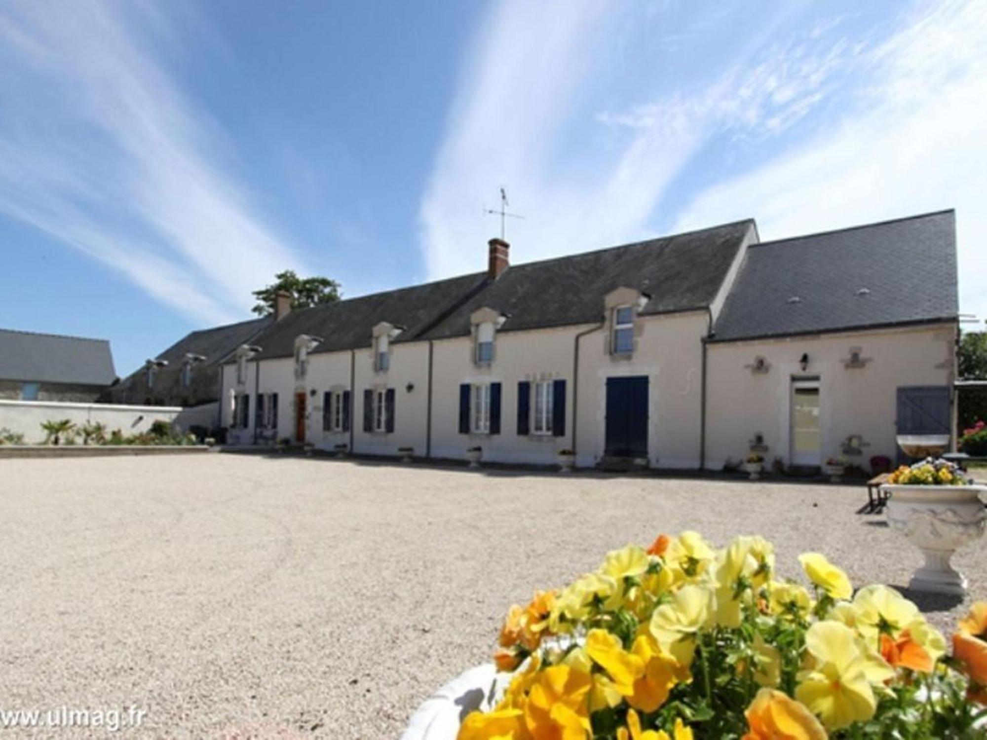 Ferme Renovee Au Calme - 4 Chambres, Petit-Dejeuner Inclu - Fr-1-590-450 Cravant  Zewnętrze zdjęcie