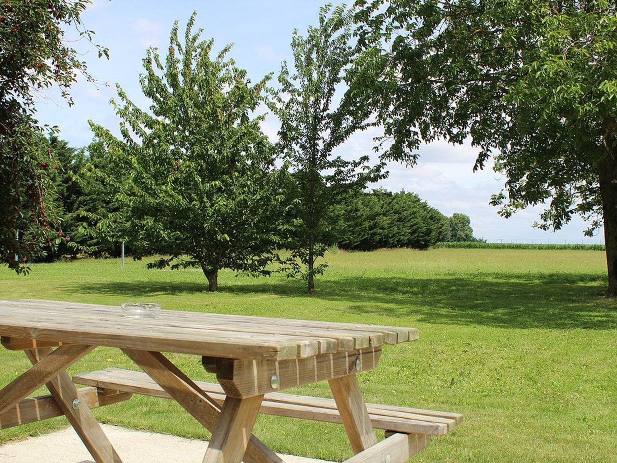 Ferme Renovee Au Calme - 4 Chambres, Petit-Dejeuner Inclu - Fr-1-590-450 Cravant  Zewnętrze zdjęcie